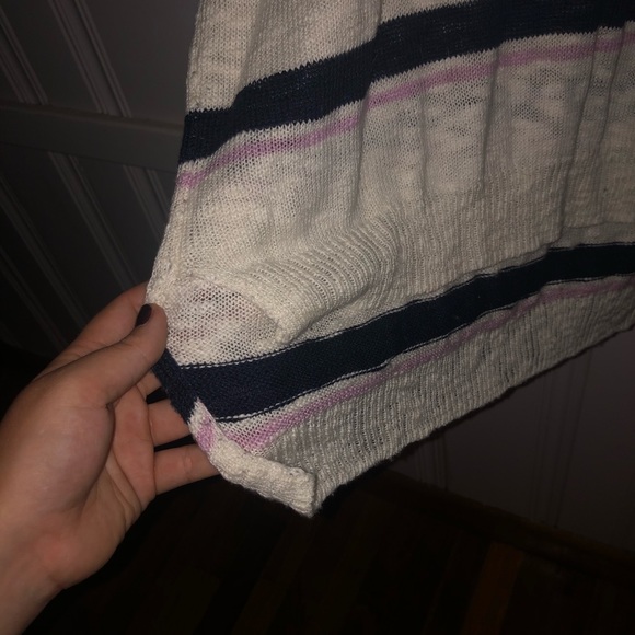 🌟🌟Adorable multi colored stripped sweater! - Picture 3 of 3